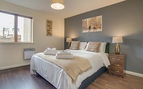 Mica Point City Centre Apartment